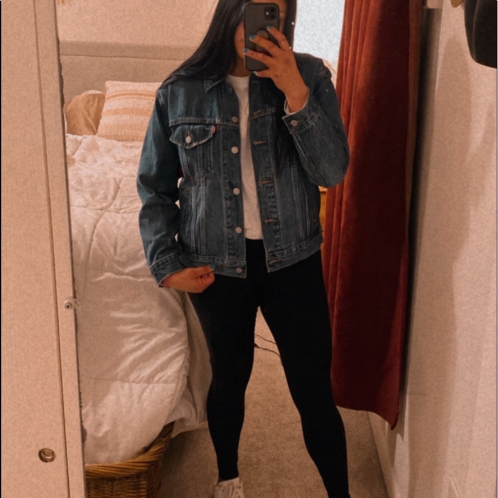 Levi’s Denim Trucker Jacket Blue Dark Jean Jacket Light Fitted